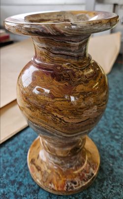 Beautiful Onyx Vase