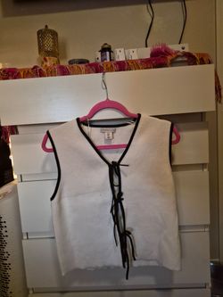 Sincerely Jules White Ribbed Knit Vest Top