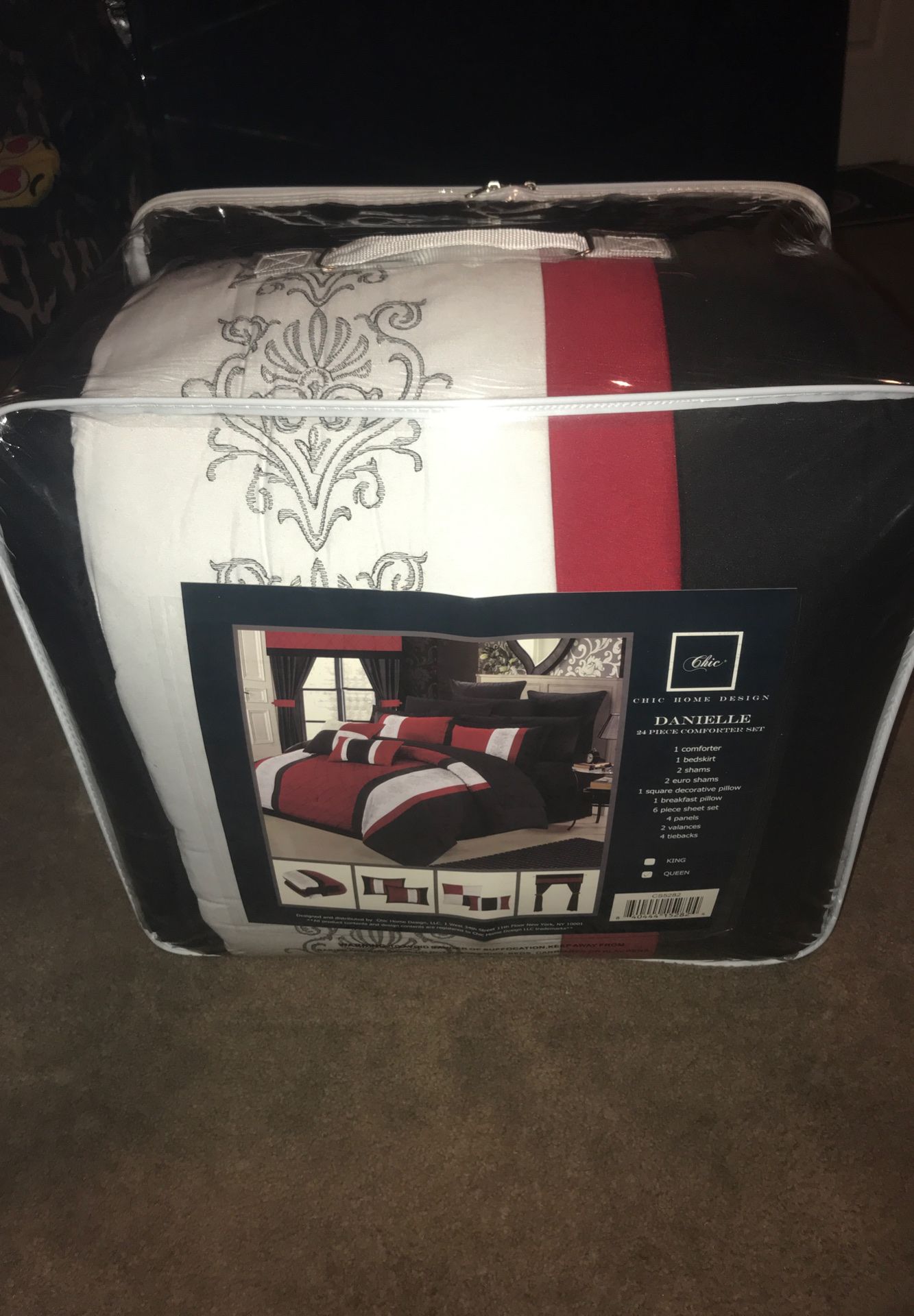 Never used Queen comforter set