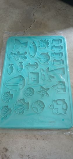 Pampered chef cookie molds