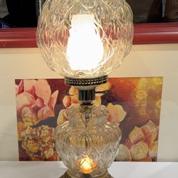 Vintage accurate casting hurricane clear Gone with the Wind lamp