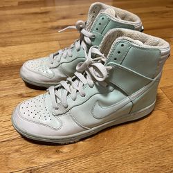 Size 8.5 Men’s Nike Dunk High Top Shoes - Mint Green/White Gradient