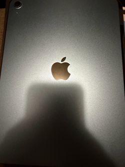 iPad A16 11inch screen 128GB Baby Blue color