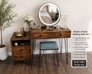 ✨ Modern Vanity Makeup Desk Set – $225 OBO ✨