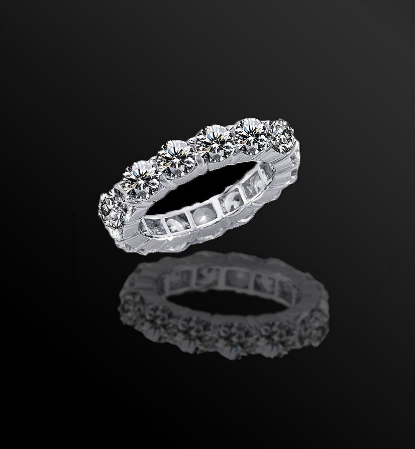 4.5CT intensely radiant Diamond Veneer Cubic zirconia set in14K Solid gold all around Engagement/Wedding Eternity Band Ring. 635R103K