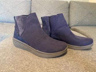 Rika wedge ankle boot 9