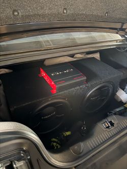 Two 12 inch subwoofers with 1000W Crunch Amp