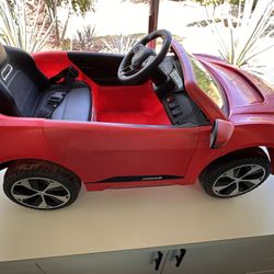 Good Condition Jaguar Ride For Kids (Need Battery And Rimote) SALE ONLY $25 🍀