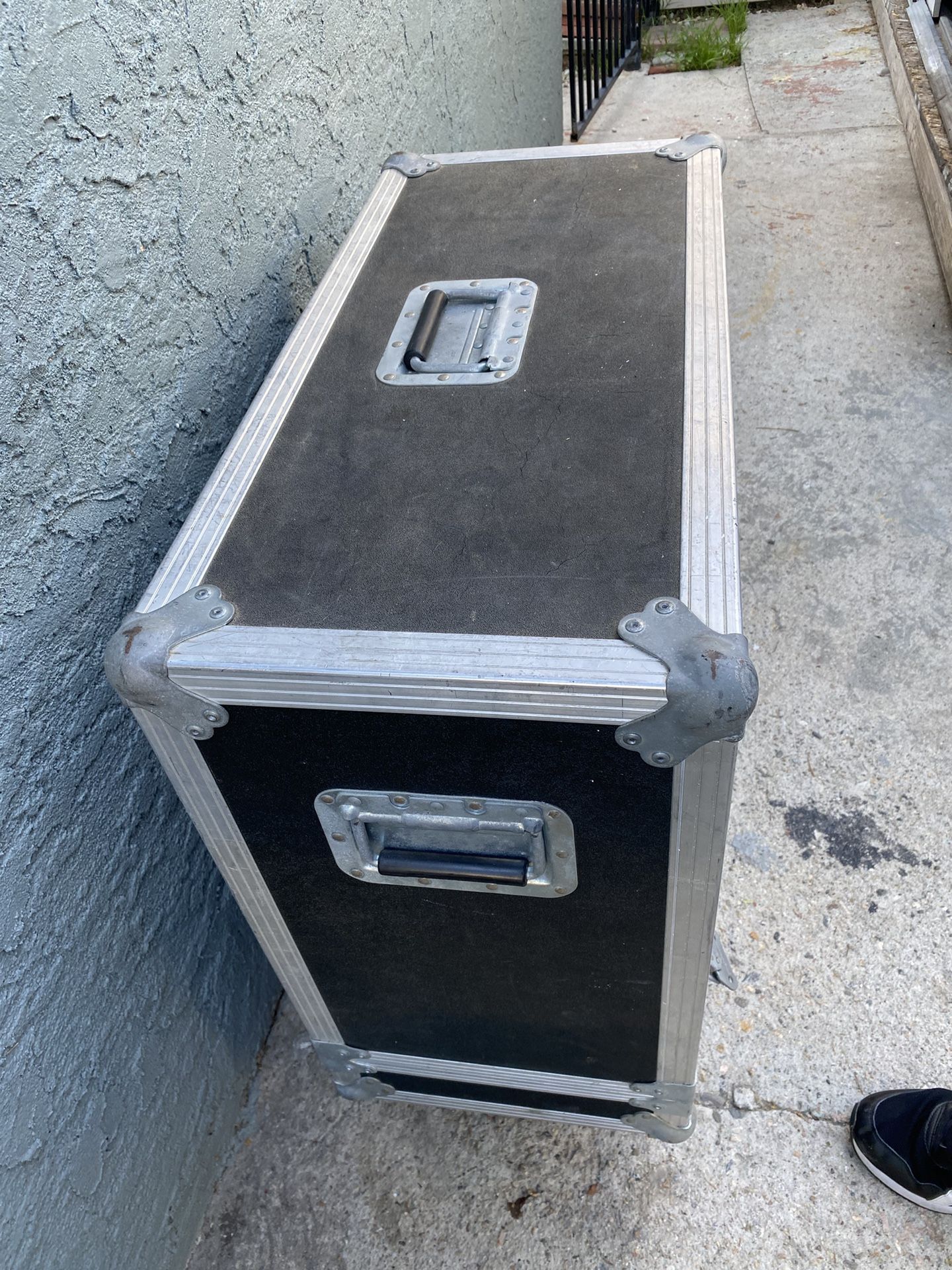 Guitar Amp Road Flight Case for Sale in Los Angeles, CA OfferUp