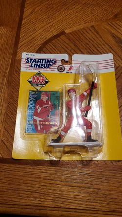 1995 Kenner Starting Lineup Sergei Federov Figure NHL Detroit Red Wings w/Card