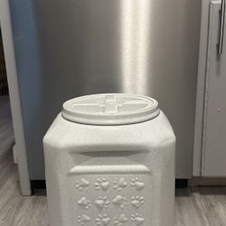 Pet Dry Food Storage Container