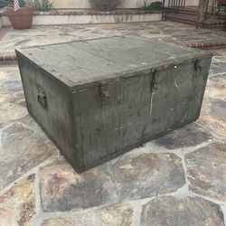 Antique US Army Storage Box (best Offer)