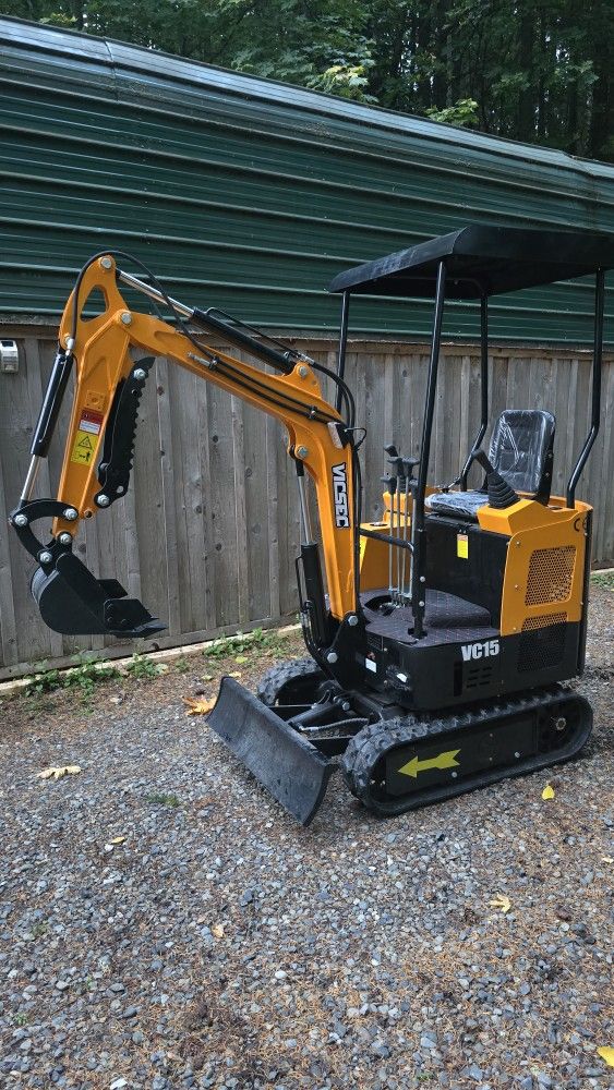 2025 1 ton mini excavator  Vicsec VC15  13.5hp gas engine Hydraulic  Thumb 