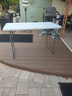 Folding Table