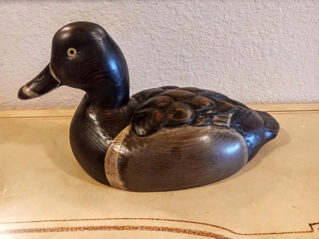 VINTAGE HAND CARVED WATERFOWL SIGNED