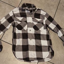 Women's flannel size small