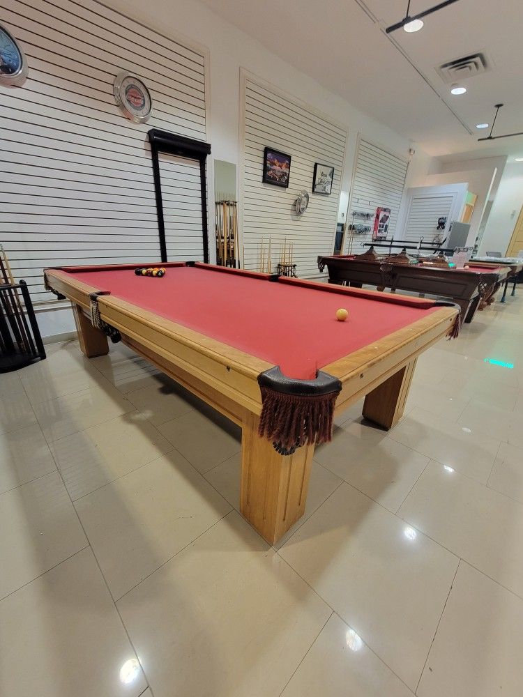 Pool Table 9'