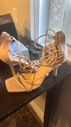Fashion nova heeled sandals Nude size 10