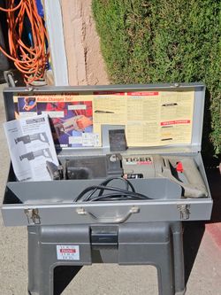 Portable Cable Sawzall Reversible Including Blades And Case