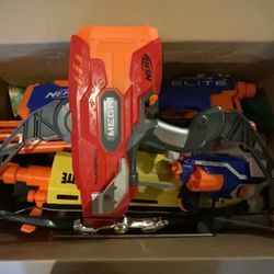 Lots of Nerf guns