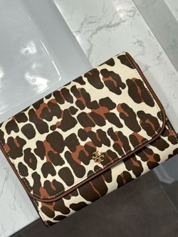 Tory Burch Emerson Leopard Crossbody Wallet