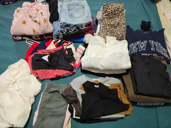 Girls clothes size: 00, 24, S, xs