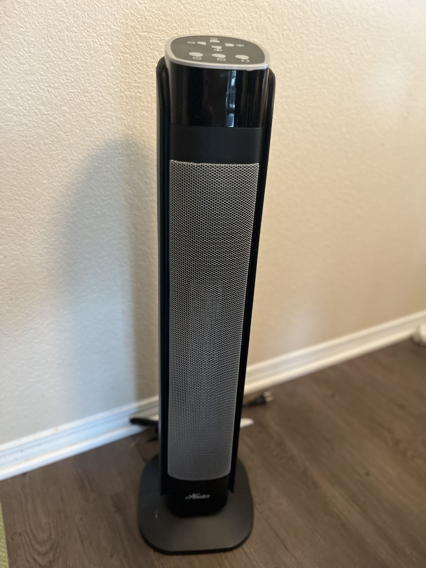 Hunter Portable Space Heater Tower