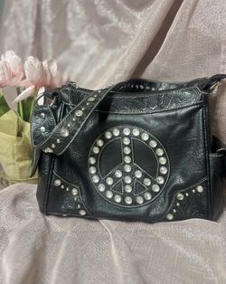 Country Road Black Purse