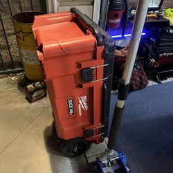 Milwaukee Packout Roller