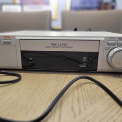 Mace ER960TCN Time Lapse Video Cassette Recorder High Density Resolution 960H

