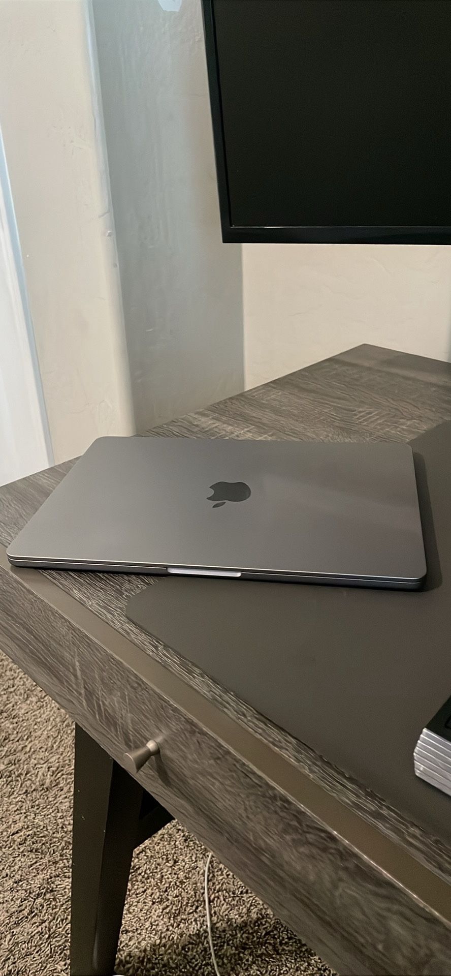 Apple 13" MacBook Air M3 (2024)