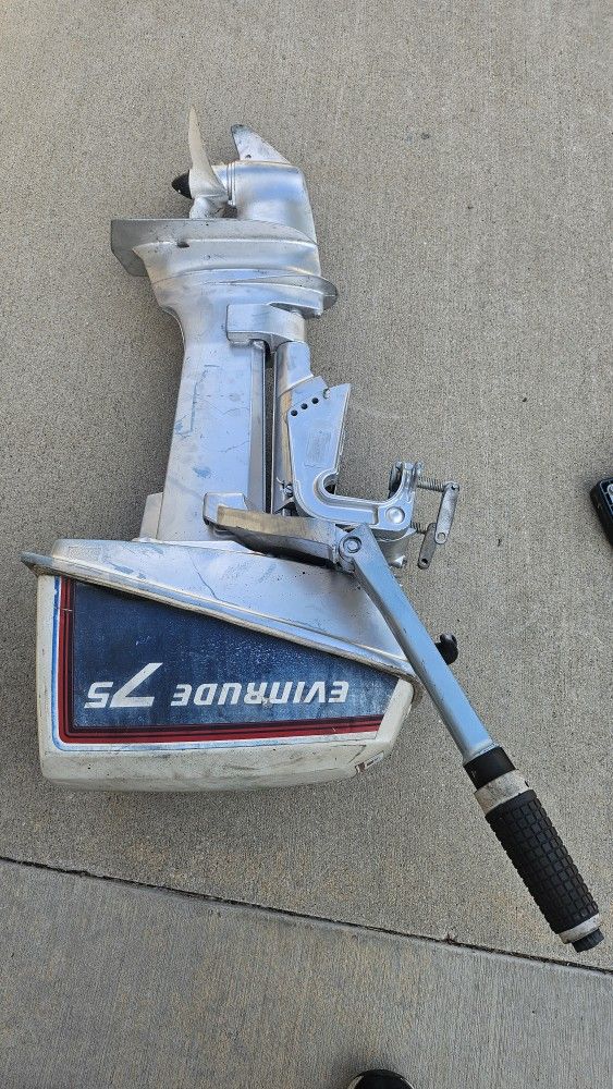 EVINRUDE 75 MOTOR DE LANCHA