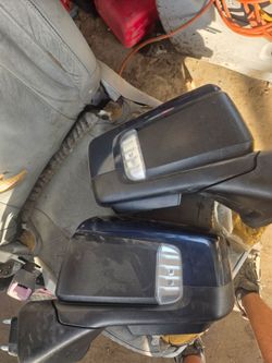 2019-26 Chevy Silverado Mirrors