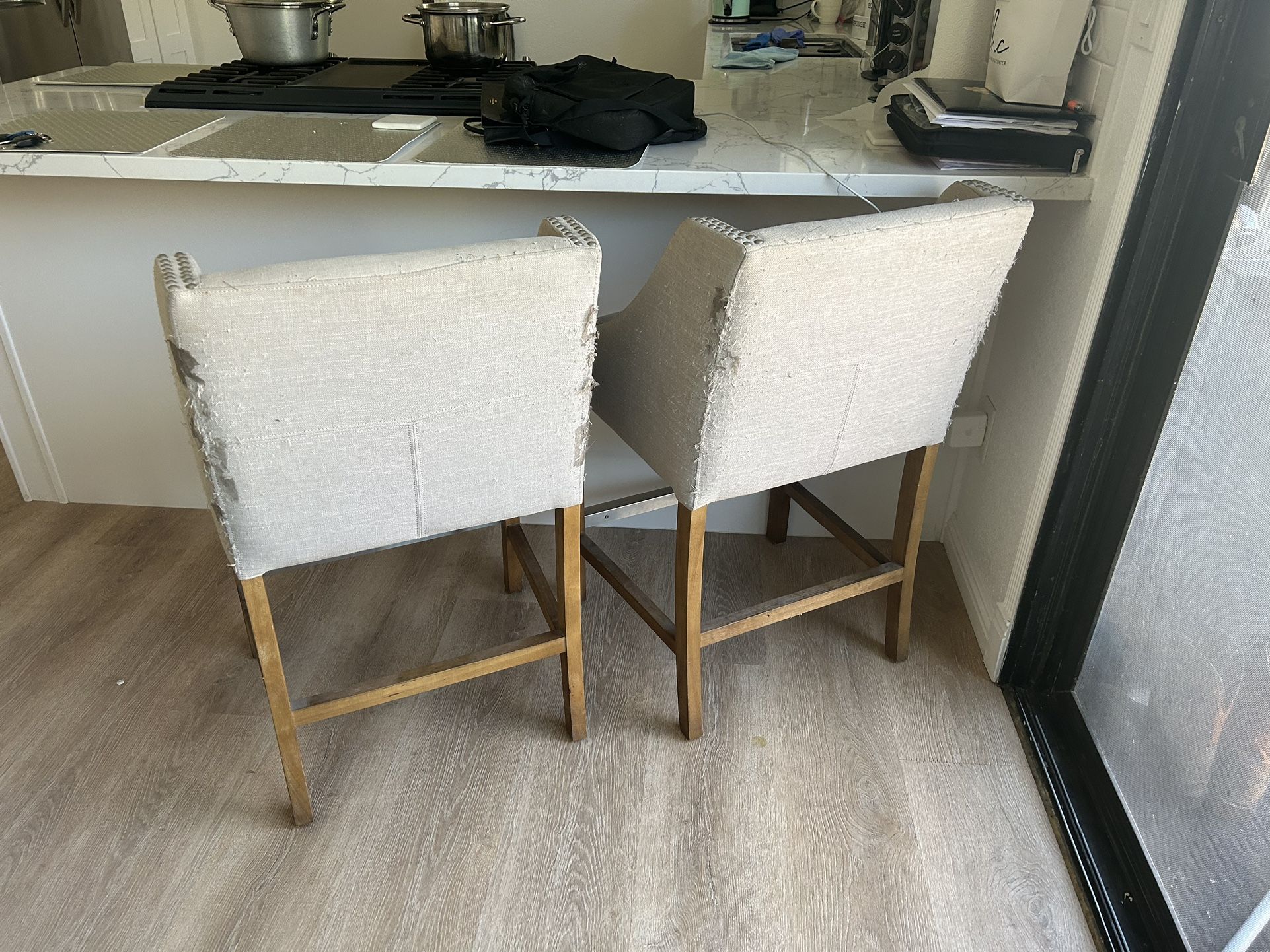 2 Bar Stool