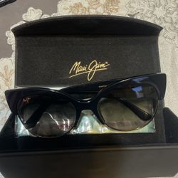 Woman’s Sunglasses 