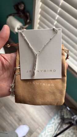 Jenny Bird pendant necklace