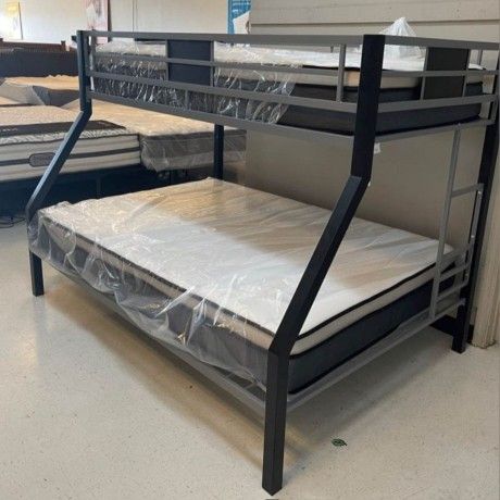 Dinsmore Black/Gray Twin over Full Bunk Bed