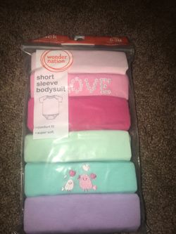 6pc short sleeve body suit 5$