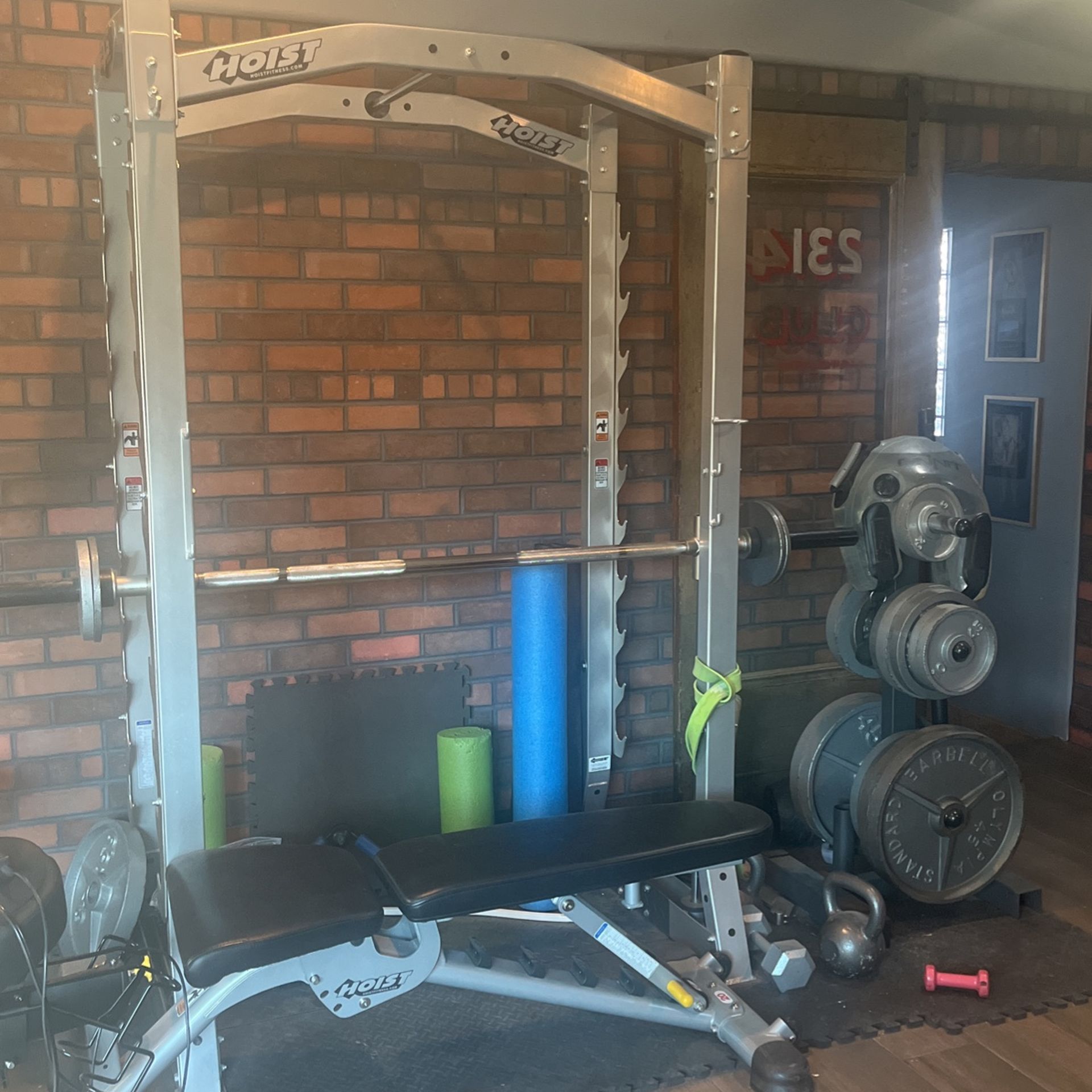 Hoist Smith Machine