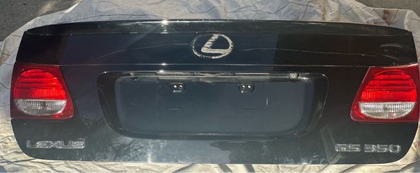 Lexus GS 350 Trunk