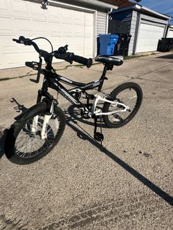 Joystar 20in boy and girl bike