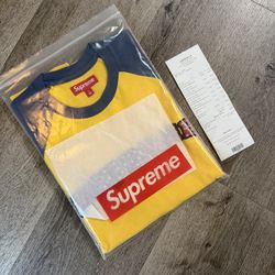 supreme tee