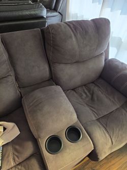 Recliner love seat