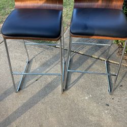 Brown And Black Stools