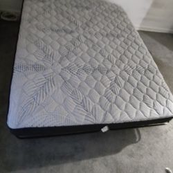 Sleepys Queen Mattress + Frame
