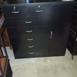 Black Bedroom Dresser