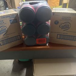 Folgers Black Silk & Coffe Mate French Vanilla Combo