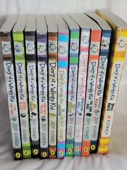 11 DIARY OF A WIMPY KID CHAPTER BOOKS 