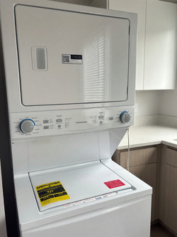 Frigidaire FLCE7522AW4 Top Load Washer Electric Dryer Like New - Atlanta, GA
