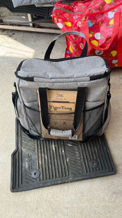 Doggy Tote